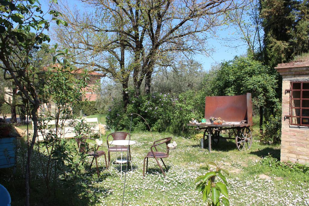 Bio Agriturismo Podere Pretoia San Gimignano Exterior photo